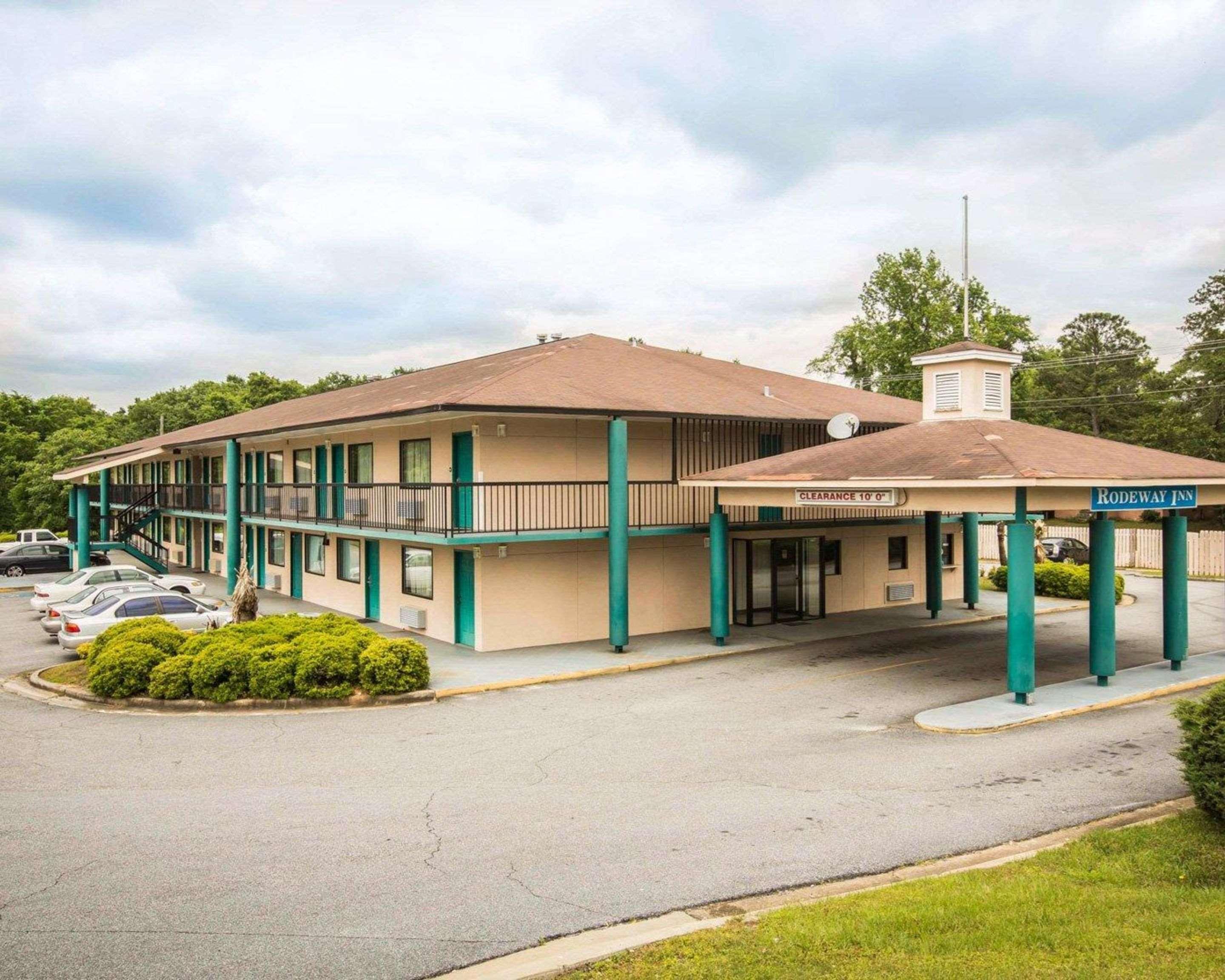 Rodeway Inn Phenix City Bagian luar foto