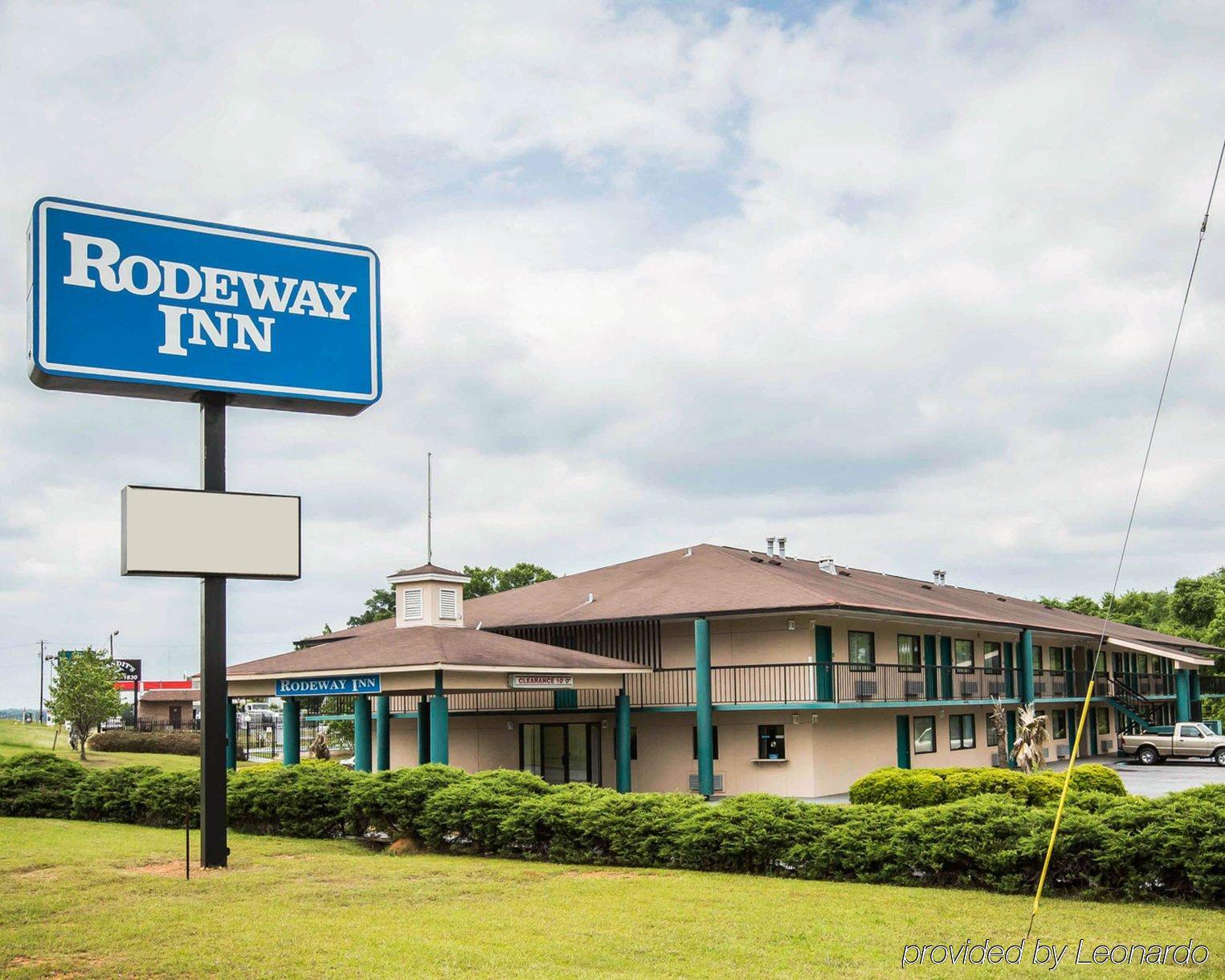 Rodeway Inn Phenix City Bagian luar foto